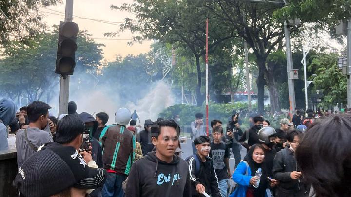 Lokataru Kritik Kekerasan Polisi terhadap Massa Demo 25 Agustus