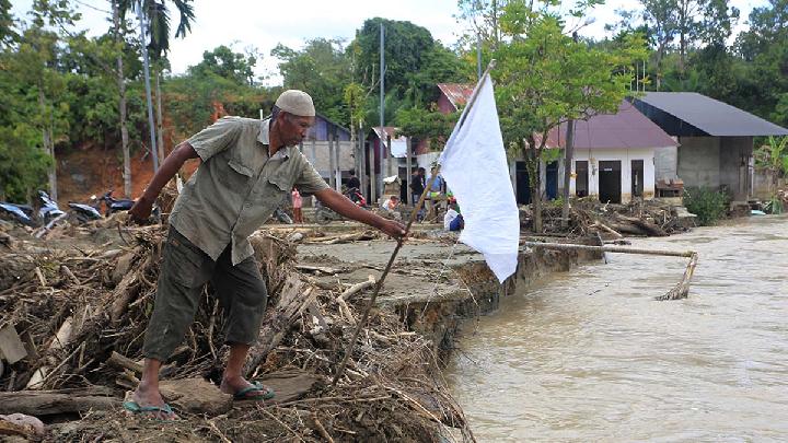 Aksi bendera putih, masyarakat sipil minta presiden buka akses bantuan internasional