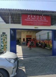 Spanduk Tolak Pekong, Hindari Konflik FKUB Medan Mediasi Warga Dan Pemilik