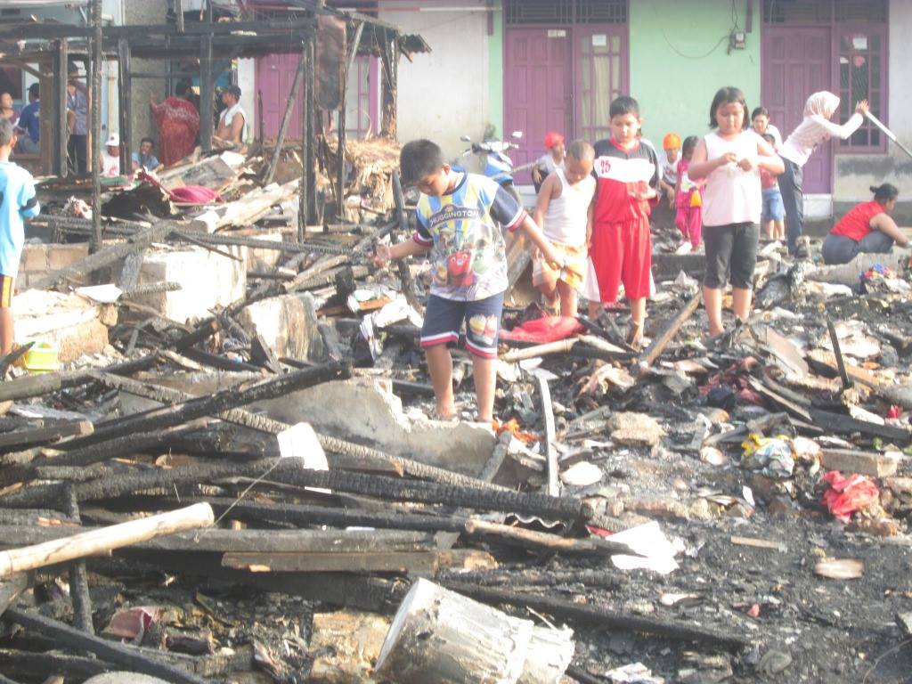 Kebakaran di Kp. Lio, Puluhan Ijazah Milik Warga Ikut Hangus 