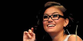 Agnes Monica vs Indah Dewi Pertiwi, Mana Fav Agan with Poll Vote
