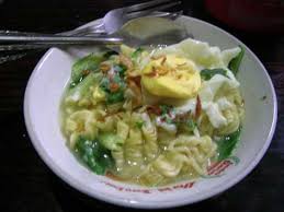 Pilih Mana Gan! Mie Goreng Atau Mie Rebus?