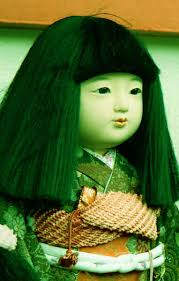 Boneka Okiku, boneka misteri yang rambutnya terus memanjang - Part 2