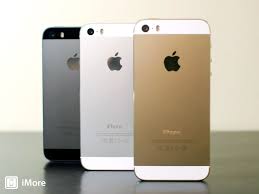 iPhone 5S dan 5C di Indonesia Mahal, Pembeli Tetap Antri dari Pagi