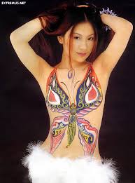 Body Painting Keren-Keren Gan..