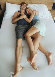 Posisi Tidur Vs Hubungan Asmara XXX Klik Aja Gan...!!!!!!! ( SEHAT SEKS )