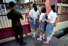 SMP : Sekolah Menegah Pertama, masa masa tersulit (+pict)