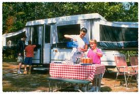 Mengapa RV (Recreational Vehicle) Tidak Terkenal di Indonesia