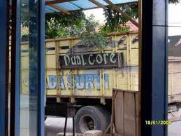 Ciri Khas Truck di Indonesia (Indonesia Only)