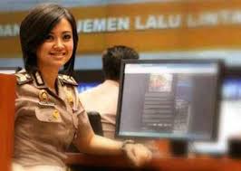 Trio Polisi Wanita Tercantik di Indonesia 