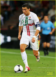 5 Kelebihan Cristiano Ronaldo Daripada Lionel Messi