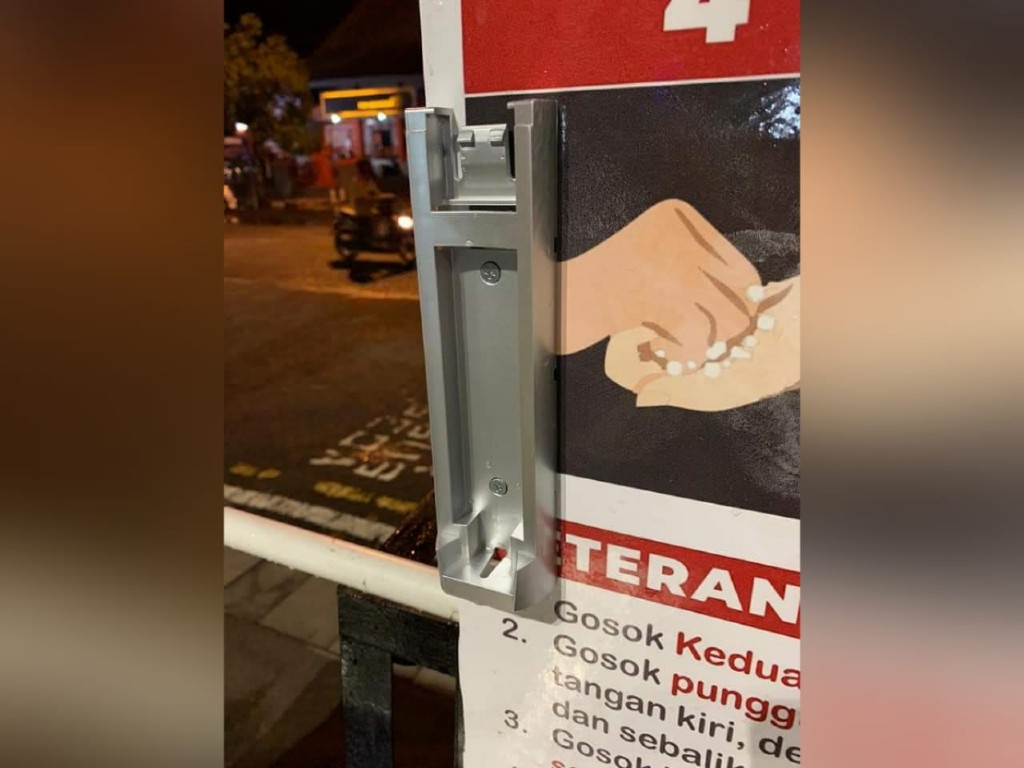 Deretan Kelakuan Orang Indonesia Yang Gak Punya Otak Disaat Corona Mewabah