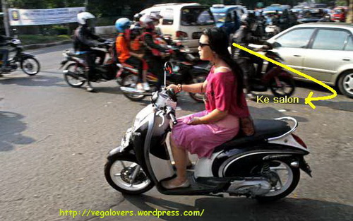 &#91;PIC&#93; MUAK SAMA PENGENDARA MOTOR WANITA? MASUK SINI GAN...