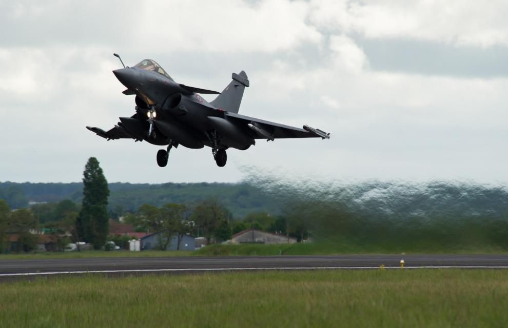 news-untuk-menghormati-russia-rafale-dideploy-tanpa-marking