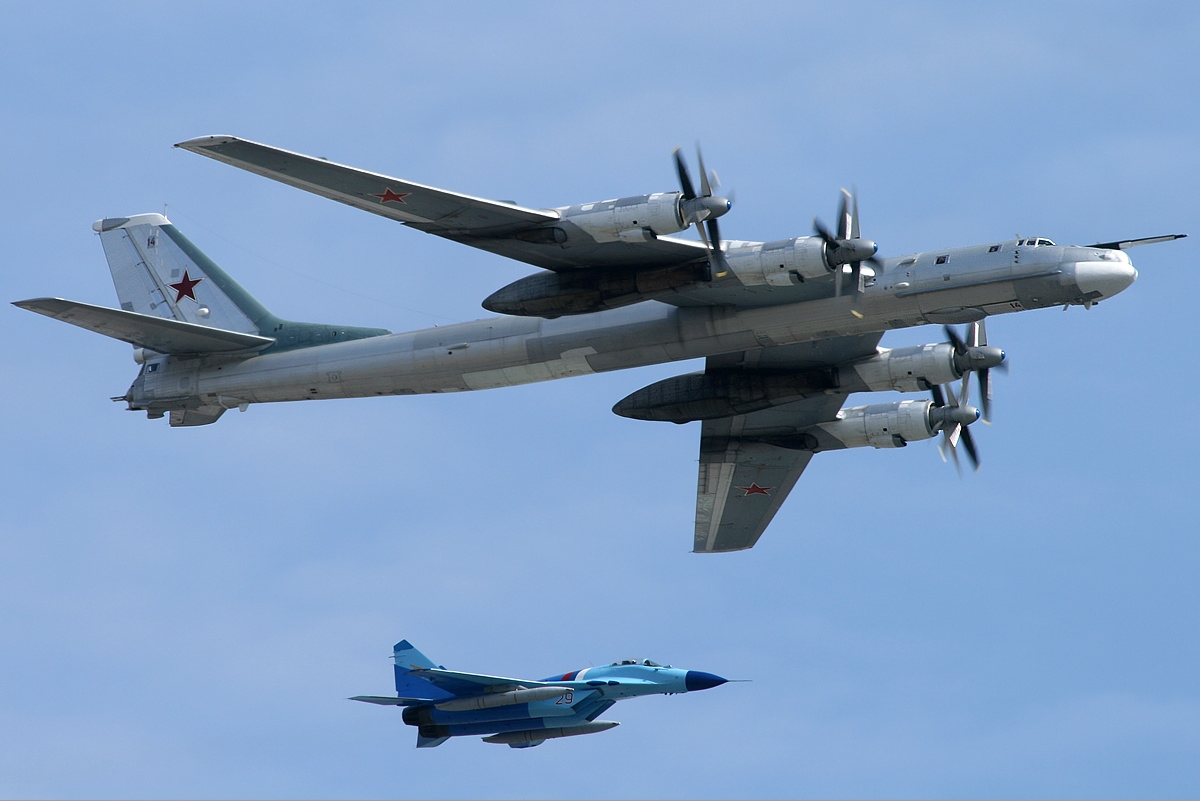 4 Pesawat Militer Rusia Mendarat di Biak Numfor, Ada Apa?