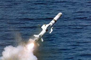 taiwan-membeli-harpoon-block-ii-submarine-launched-anti-ship-missiles