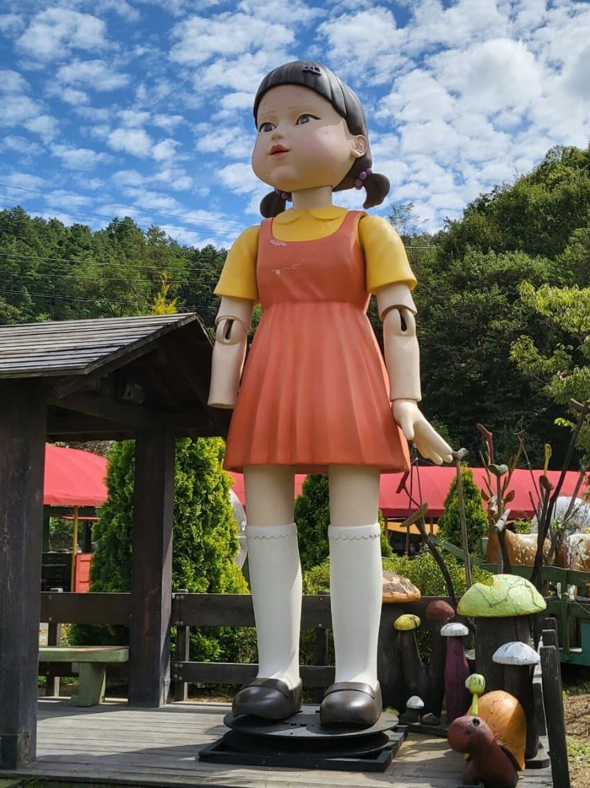 Boneka di 'Squid Game' Ternyata Berasal Dari Museum Kereta di Jincheon