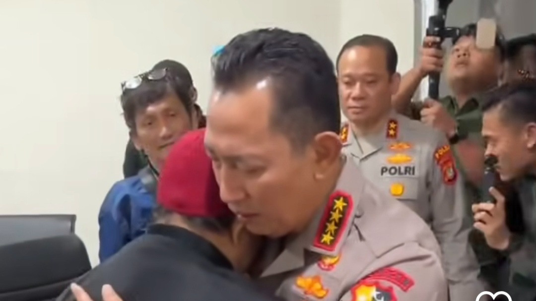 Prabowo Panggil Kapolri, Panglima TNI, dan Menteri Usai Demo di Mana-mana