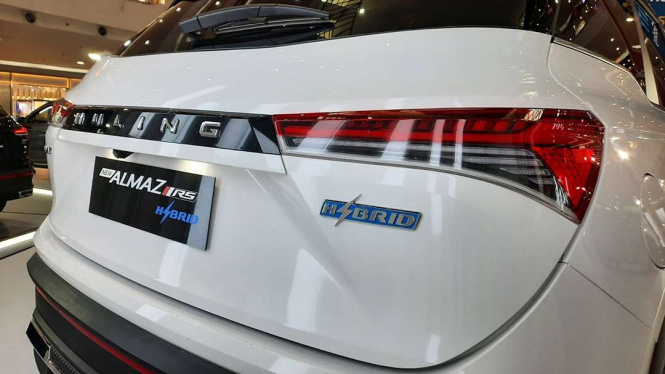 Spesifikasi Wuling New Almaz RS Pro dan New Almaz RS Pro Hybrid!