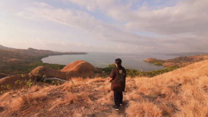Tersihir Cantiknya Sunset di Labuan Bajo