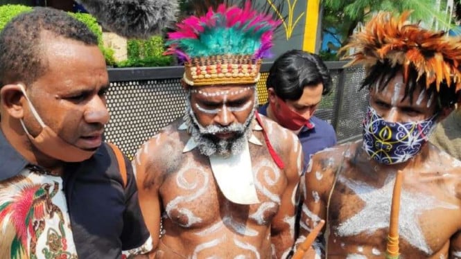 Warga Papua Kembalikan Uang Beasiswa LPDP Veronica Koman ke Kemenkeu