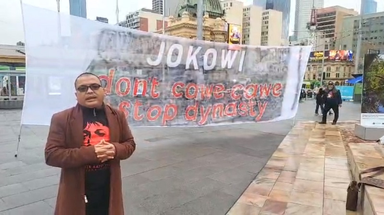 Kunjungan Jokowi ke Australia Disambut Demo Denny Indrayana