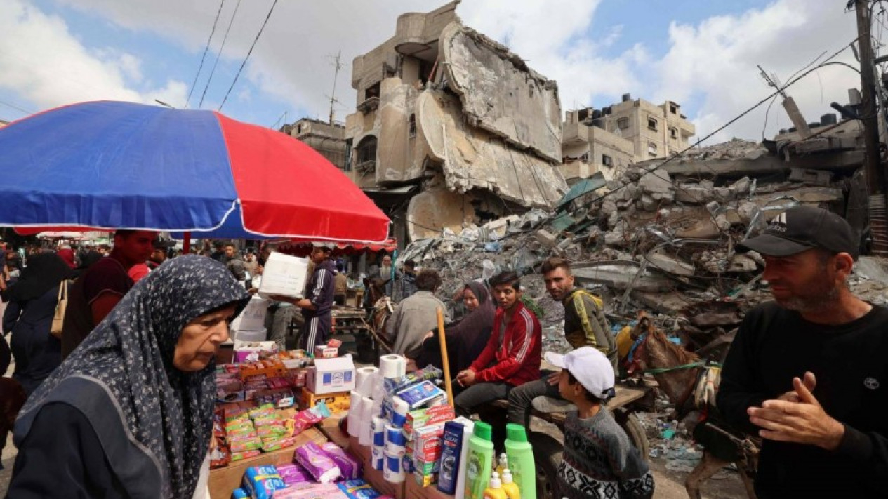 warga-palestina-rayakan-lebaran-diwarnai-bom-dan-rumah-runtuh