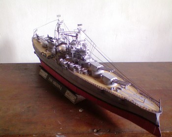 Papercraft Kapal Perang