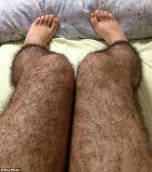 Foto: Stoking Pencegah Mata Pria Jelalatan