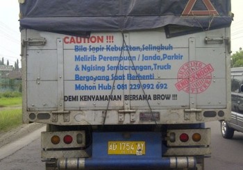 Gambar Lucu Yang Ada Di Bak Truck Bikin Ngakak