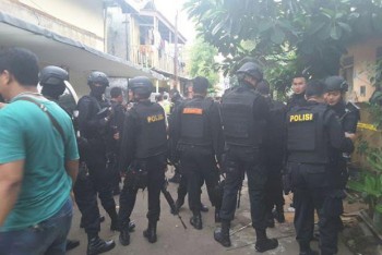 Adu tembak polisi dengan bandar narkoba! 