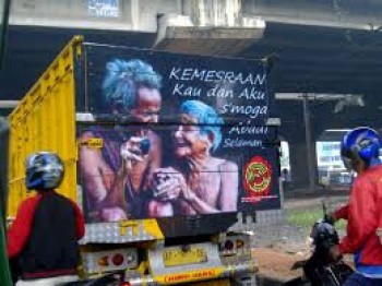 Gambar Lucu Yang Ada Di Bak Truck Bikin Ngakak