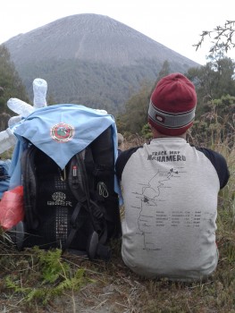 Memeluk Mahameru
