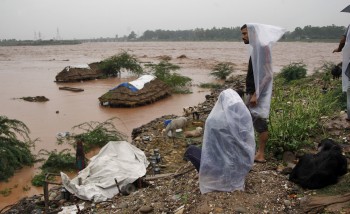 CHARITY FOR Kashmir and Indian Flood Disaster !