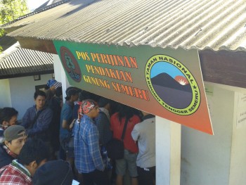 Memeluk Mahameru