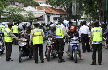 Apa Yang Pertama Kali Agan Pikirkan, Saat Mendengar Kata &quot;POLISI&quot;