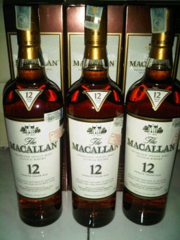 miras(minuman keras) jack D,chivas,martel,black label,vodka,baileys,contru,ORI 100%