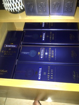 Jual : miras (whiskey,vodka,liqueur,cognac,tekuila) 100% ori guarante