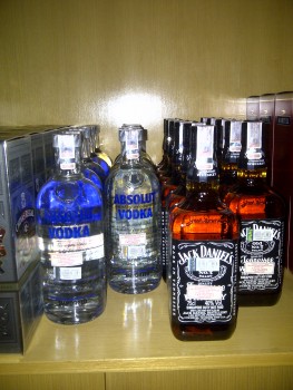 Jual : miras (whiskey,vodka,liqueur,cognac,tekuila) 100% ori guarante