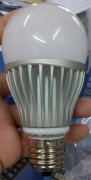 OptiLED 9,5w. Solusi Pengganti bagi yang susah nyari Philips VisionLED 9w