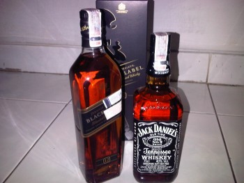 miras(minuman keras) jack D,chivas,martel,black label,vodka,baileys,contru,ORI 100%