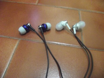 Earphone In Ear Monitor Audio technica ck303 dan samsung cuma 80rb di obral
