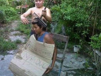 Hati hati kalau pangkas Rambut di temapat Murahan atau Di pangkas Keliling, Lihat Nih