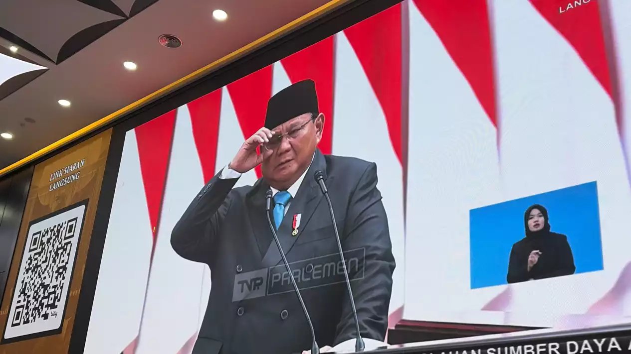 Prabowo Kritik Pertumbuhan Ekonomi Tumbuh 35 %, Tapi Angka Kemiskinan Malah Naik
