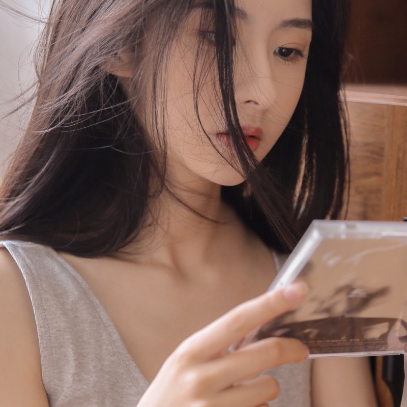 istri-tetangga-yang-menantang