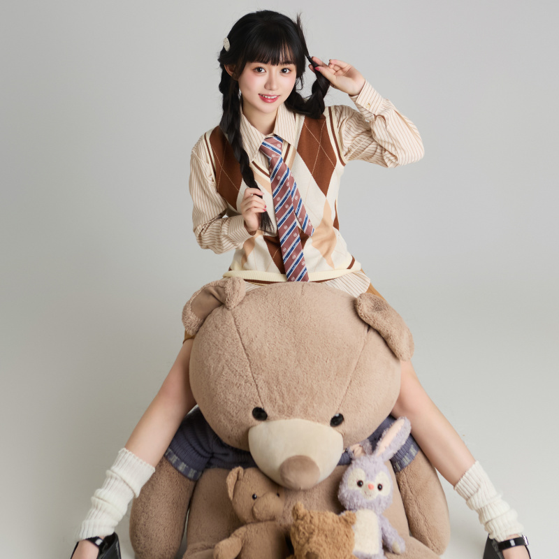 istri-tetangga-yang-menantang