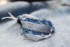 (Tutorial/Tips) Modifikasi celana jeans agar lebih menarik