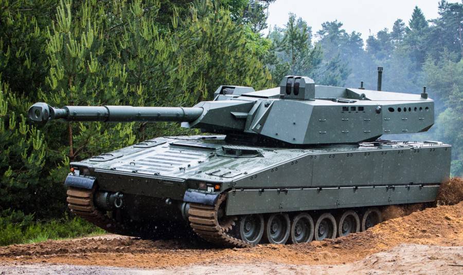 CMI Defence & BAE Hagglunds introduced a new medium tank.