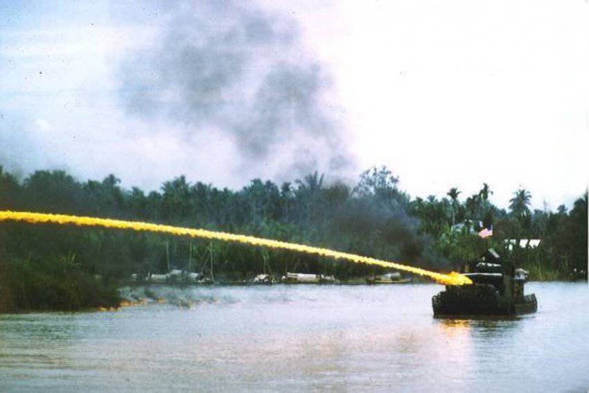 Weapons banned. Part 1 - 3 : Napalm, Cluster Bomb & Land Mine.