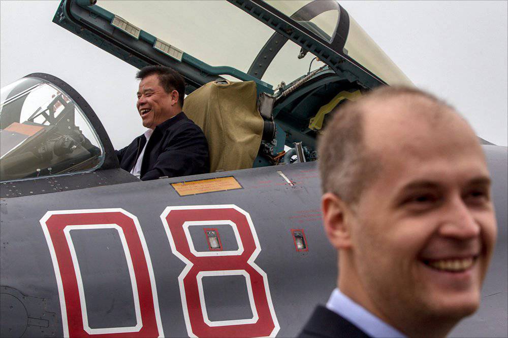Photo's &#91;B&#93;Su-35 in China&#91;/B&#93;